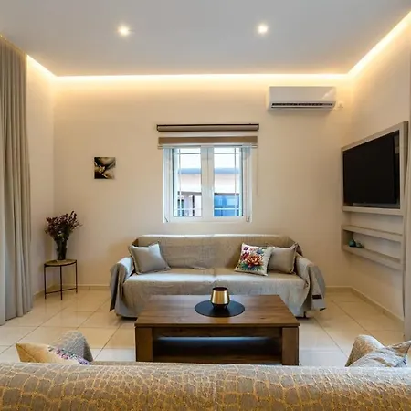 Downtown Cozy Retreat - Homely Vibes