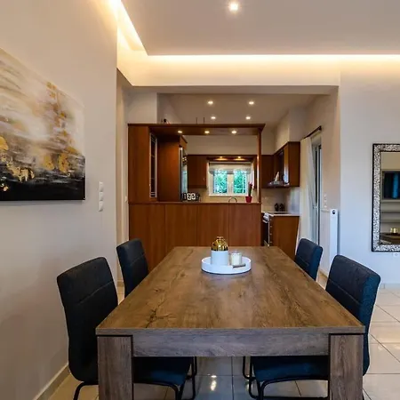 Downtown Cozy Retreat - Homely Vibes בית נופש פיליאטרה