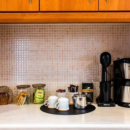 Downtown Cozy Retreat - Homely Vibes בית נופש *