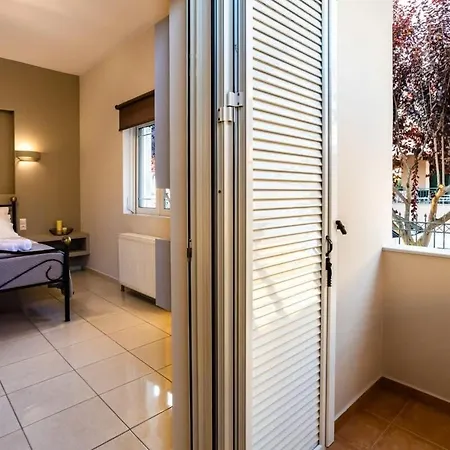 Downtown Cozy Retreat - Homely Vibes בית נופש