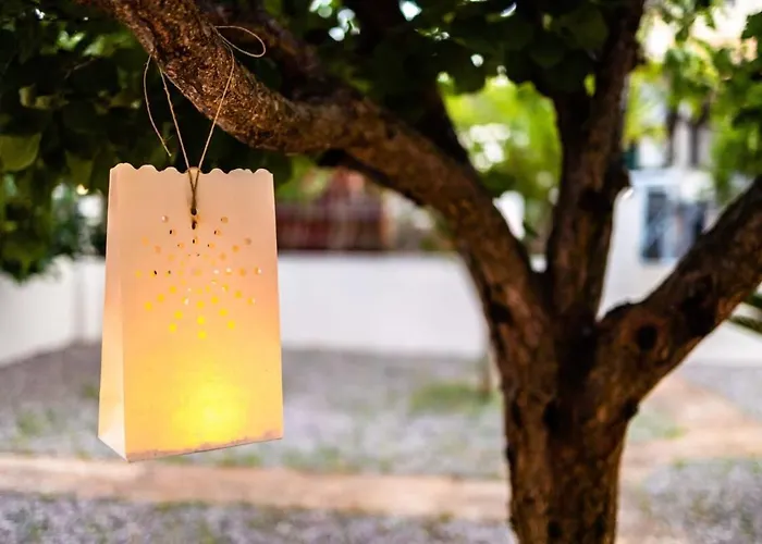 Дом отдыха Downtown Cozy Retreat - Homely Vibes Филиатра